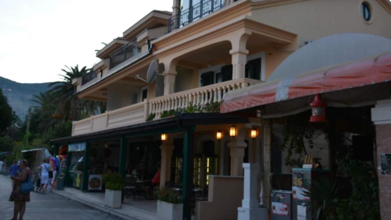 Apartments Adriatico แฮร์เซ็ก-โนวี ภายนอก รูปภาพ